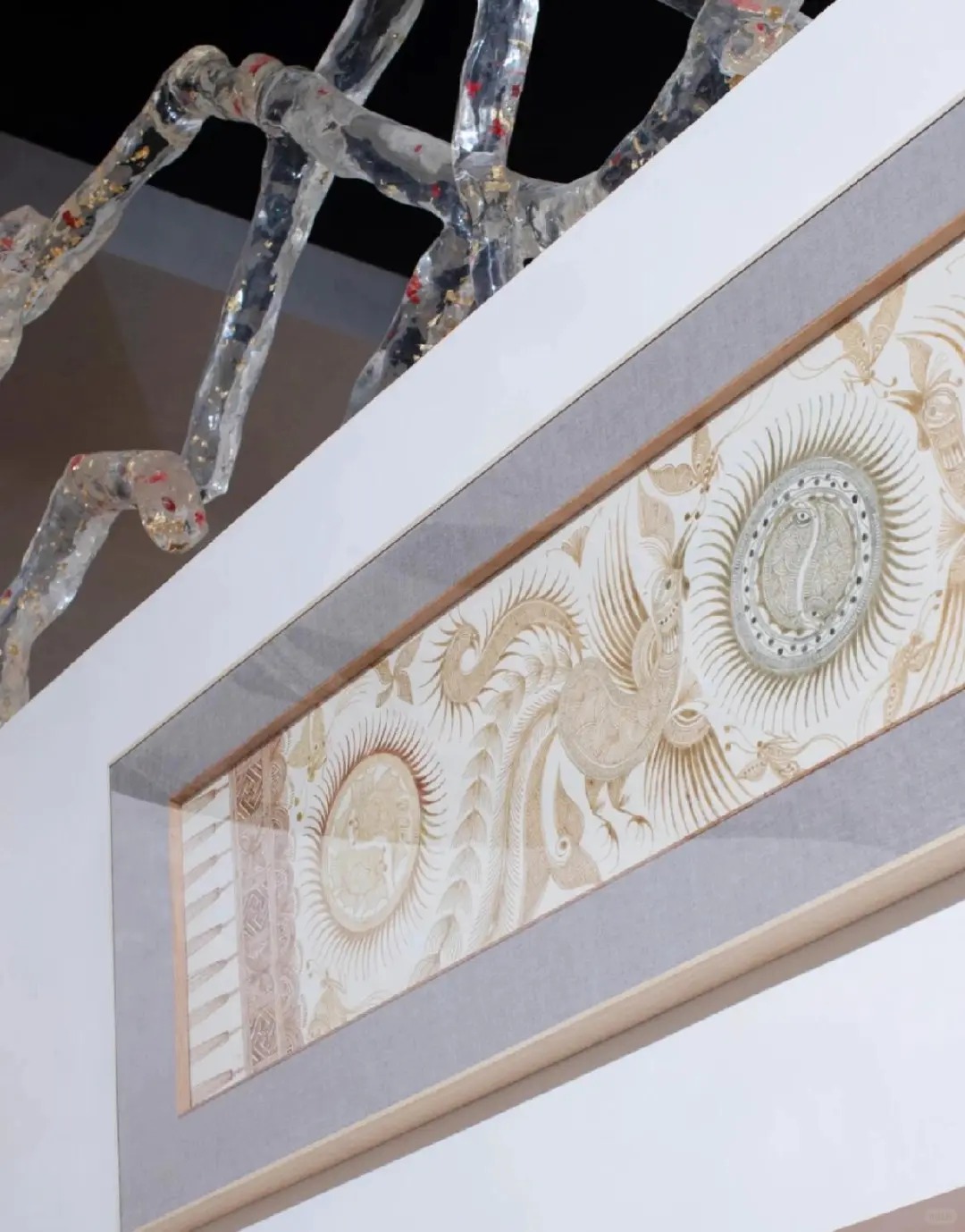 Chịu chơi nhất showbiz: Sofa "vô cực", đảo bếp đá quý chỉ là chuyện nhỏ, chi tiết đắt giá này trong biệt thự 6 tầng 666m2 của Lâu Nghệ Tiêu mới khiến người xem lụi tim!- Ảnh 18.