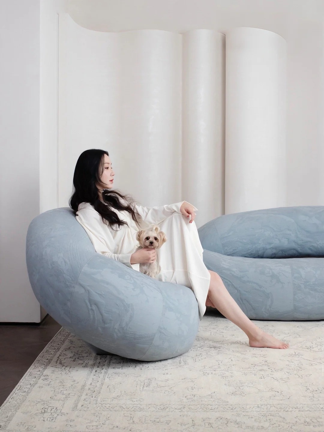 Chịu chơi nhất showbiz: Sofa "vô cực", đảo bếp đá quý chỉ là chuyện nhỏ, chi tiết đắt giá này trong biệt thự 6 tầng 666m2 của Lâu Nghệ Tiêu mới khiến người xem lụi tim!- Ảnh 5.