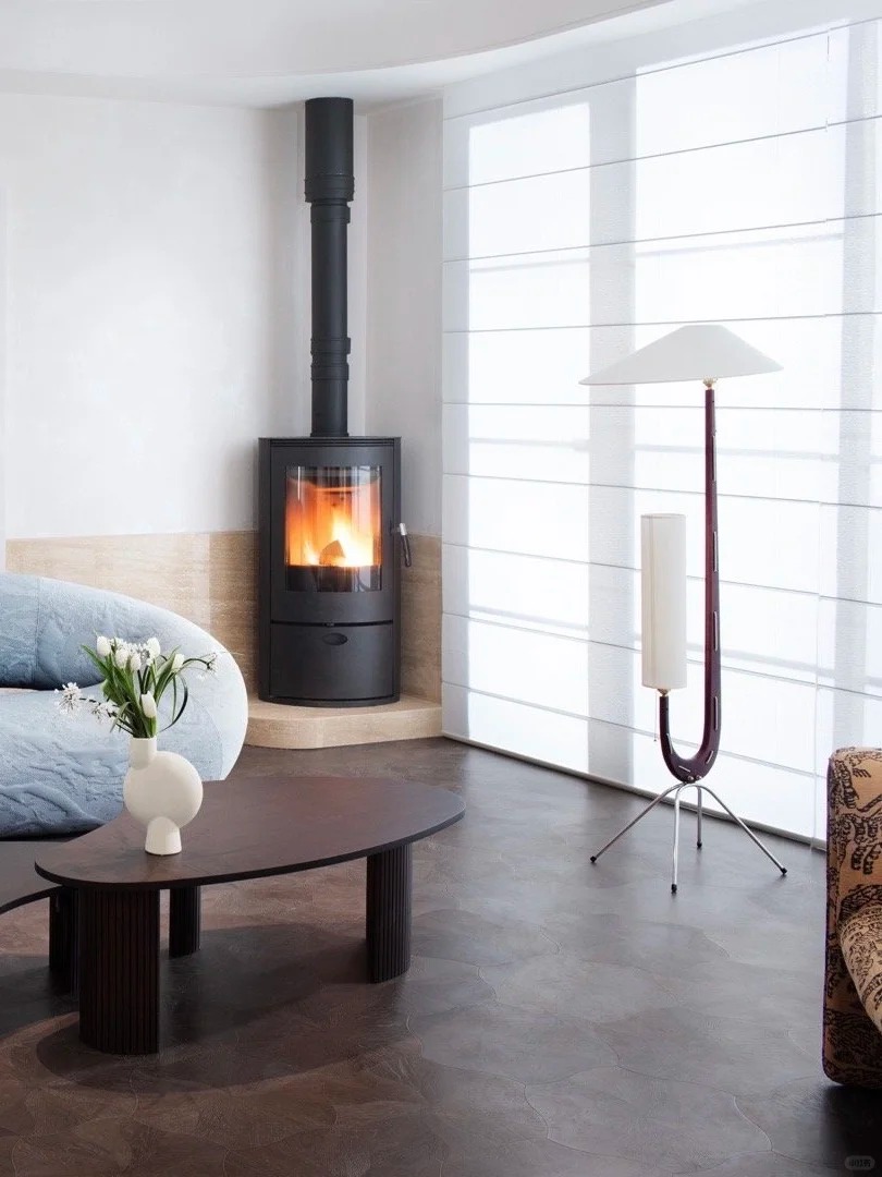 Chịu chơi nhất showbiz: Sofa "vô cực", đảo bếp đá quý chỉ là chuyện nhỏ, chi tiết đắt giá này trong biệt thự 6 tầng 666m2 của Lâu Nghệ Tiêu mới khiến người xem lụi tim!- Ảnh 11.