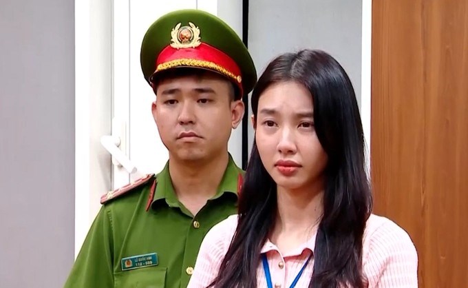 Xét xử hoa hậu Thuỳ Tiên, Quang Linh Vlogs: Nộp 9,7 tỷ đồng khắc phục, các bị cáo đối diện mức án nào?- Ảnh 2.