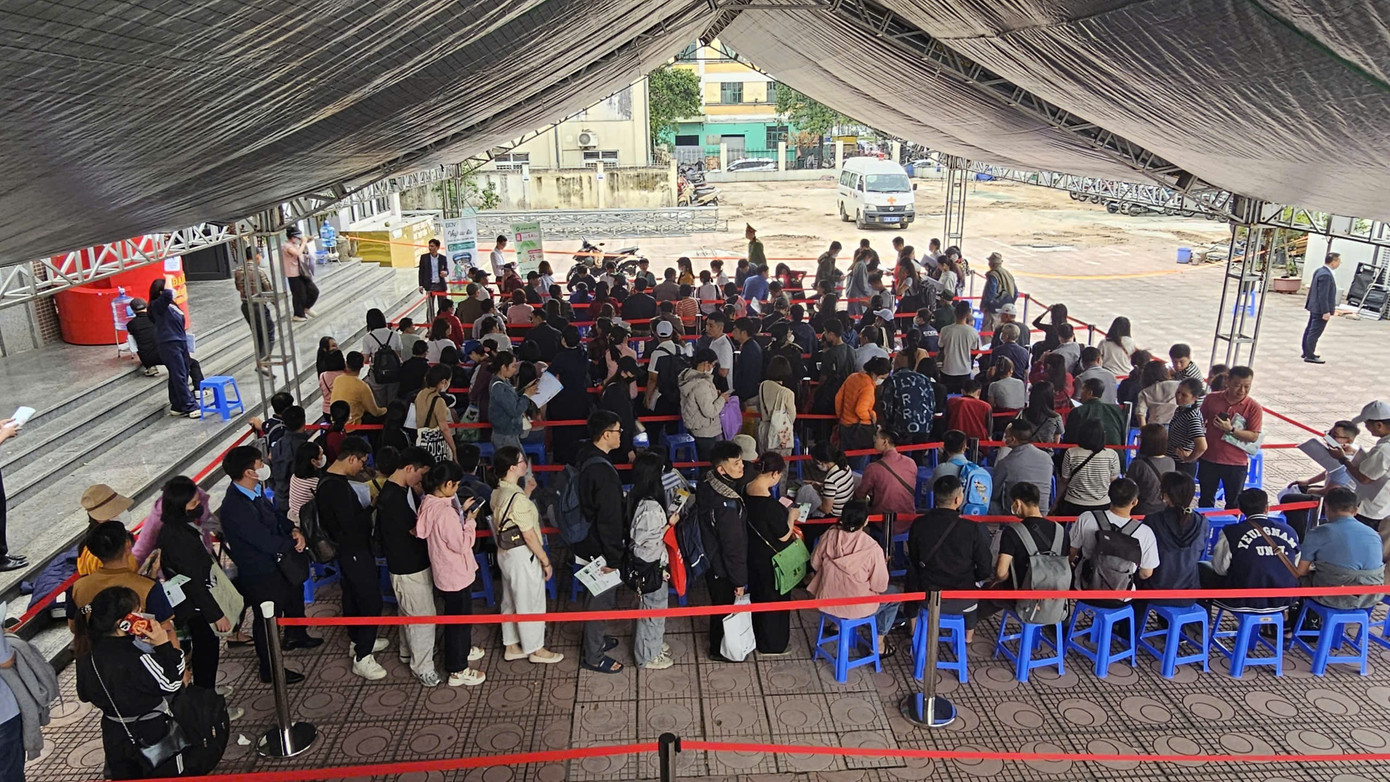 Toàn cảnh dự án NƠXH mở bán từ 900 triệu đồng/căn, hàng nghìn người tranh suất mua- Ảnh 6.