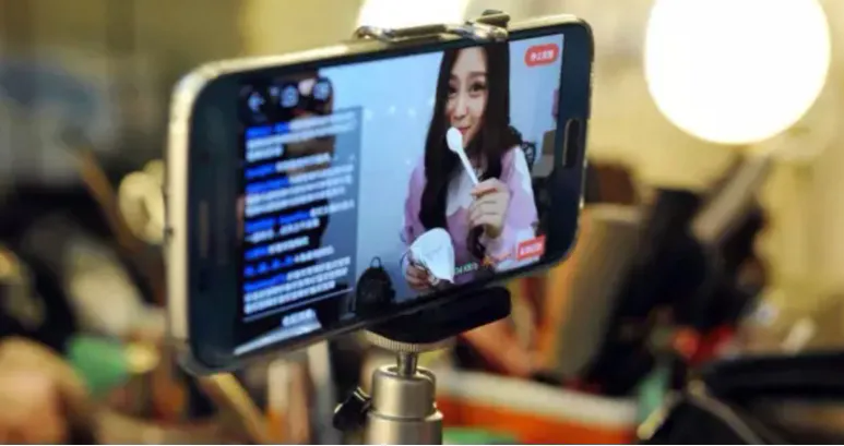 Người có sức ảnh hưởng ở Trung Quốc phải chứng minh chuyên môn- Ảnh 2. Người có sức ảnh hưởng ở Trung Quốc phải chứng minh chuyên môn- Ảnh 2.