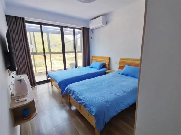 Hai vợ chồng U60 chi 7,4 tỷ đồng về quê xây biệt thự dưỡng già, rủ 6 người lạ về ở chung: Biết được lý do ai cũng ủng hộ mạnh mẽ- Ảnh 1. Hai vợ chồng U60 chi 7,4 tỷ đồng về quê xây biệt thự dưỡng già, rủ 6 người lạ về ở chung: Biết được lý do ai cũng ủng hộ mạnh mẽ- Ảnh 1.