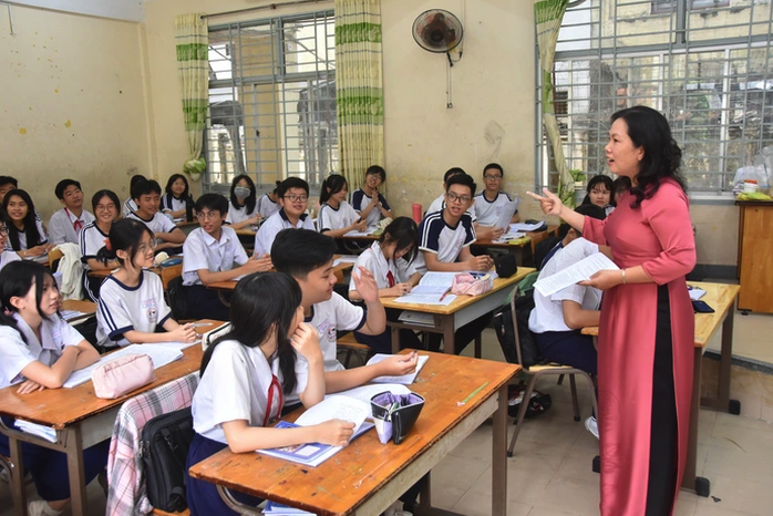 Tất cả nhà giáo đều được hưởng "hệ số lương đặc thù", giáo viên mầm non hệ số 1,25 so với hiện nay- Ảnh 1. Tất cả nhà giáo đều được hưởng "hệ số lương đặc thù", giáo viên mầm non hệ số 1,25 so với hiện nay- Ảnh 1.