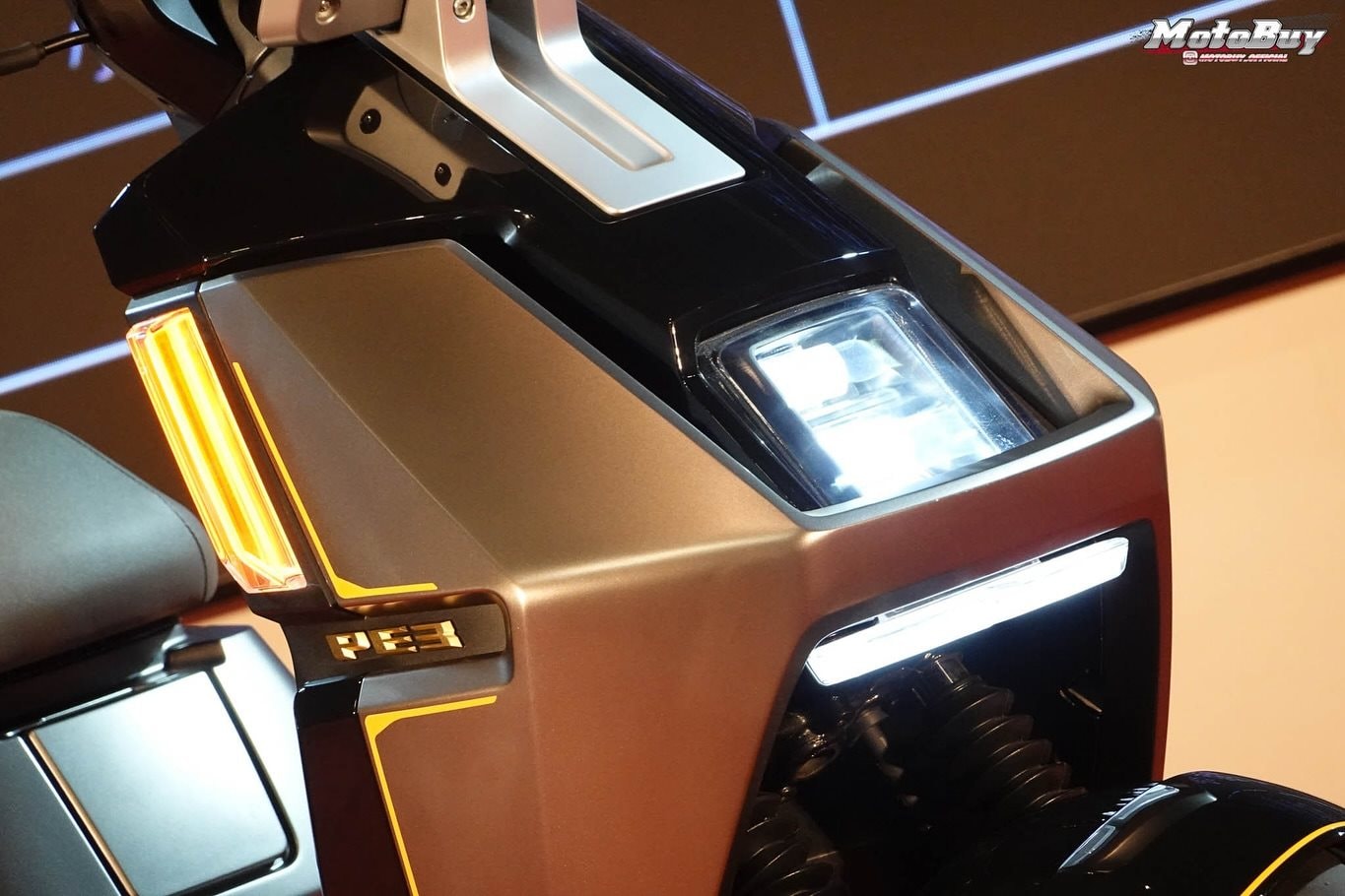 Xuất hiện xe tay ga siêu tiết kiệm nhiên liệu: 1 lít xăng đi hơn 100 km- Ảnh 1. Xuất hiện xe tay ga siêu tiết kiệm nhiên liệu: 1 lít xăng đi hơn 100 km- Ảnh 1.