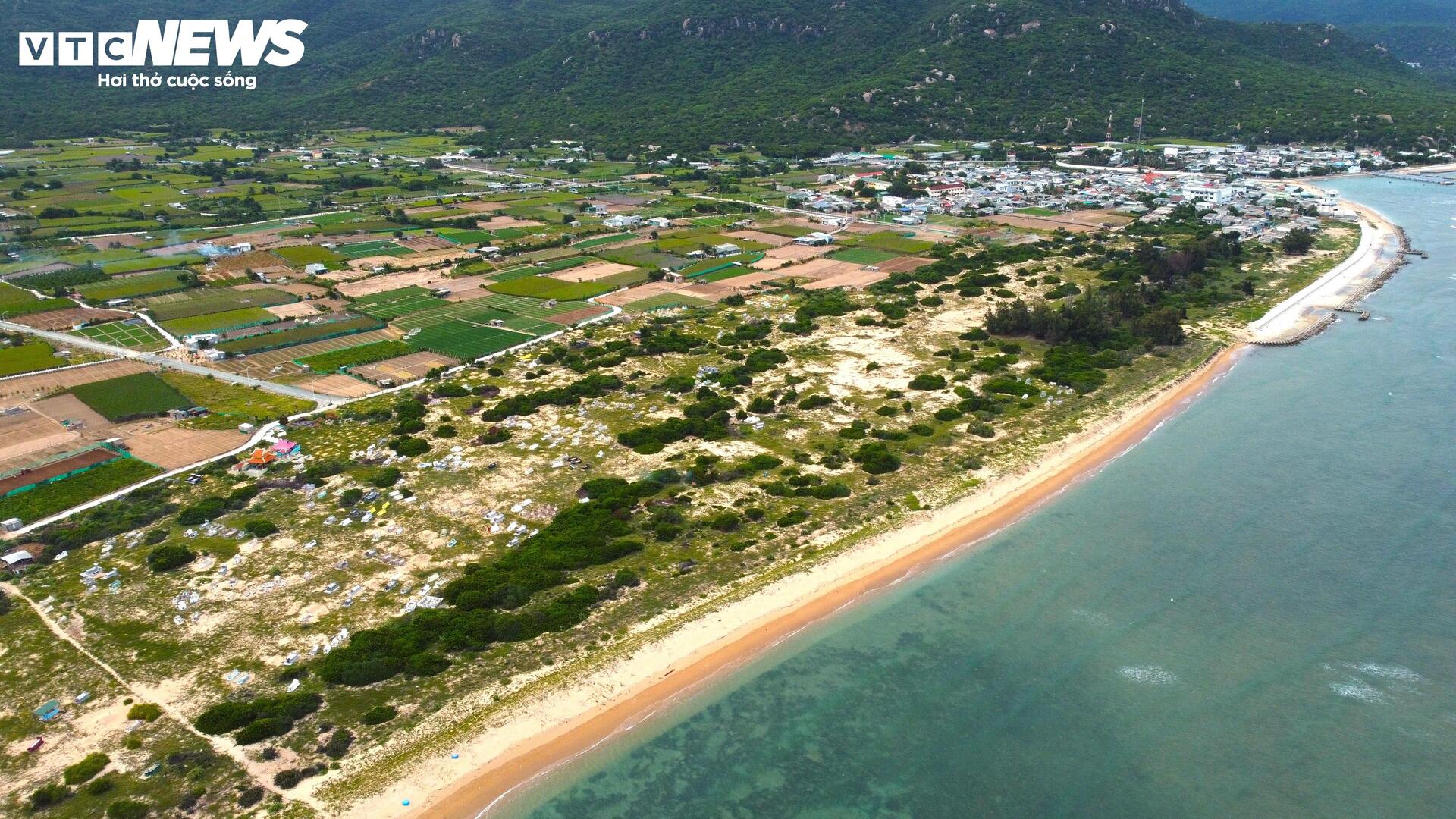 Cận cảnh khu đất ở Khánh Hòa dự kiến làm nhà máy điện hạt nhân- Ảnh 9. Cận cảnh khu đất ở Khánh Hòa dự kiến làm nhà máy điện hạt nhân- Ảnh 9.