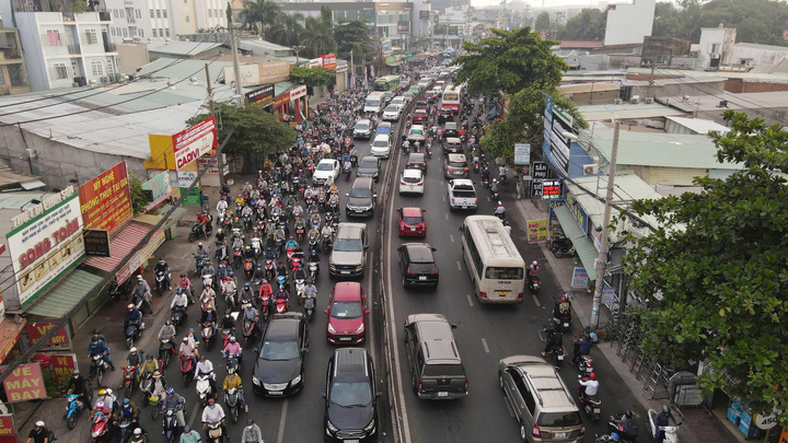 4 dự án BOT gần 60.000 tỷ đồng ở cửa ngõ TP.HCM sẽ khởi công trong năm 2026- Ảnh 2. 4 dự án BOT gần 60.000 tỷ đồng ở cửa ngõ TP.HCM sẽ khởi công trong năm 2026- Ảnh 2.