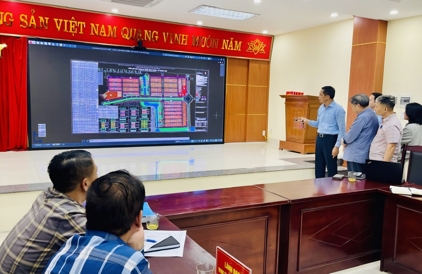 Quảng Ninh ra 'tối hậu thư' cho dự án BĐS chậm tiến độ gần 2 thập kỷ- Ảnh 5.