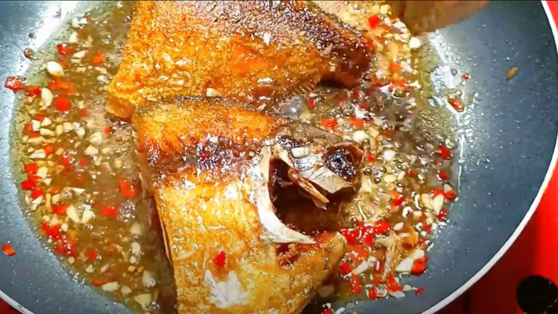 Loại cá "quý tộc” ngon nhất biển cả, giàu đạm gấp đôi trứng gà, ít chất béo xấu: Nấu cực đơn giản vẫn ngon tròn vị- Ảnh 4.