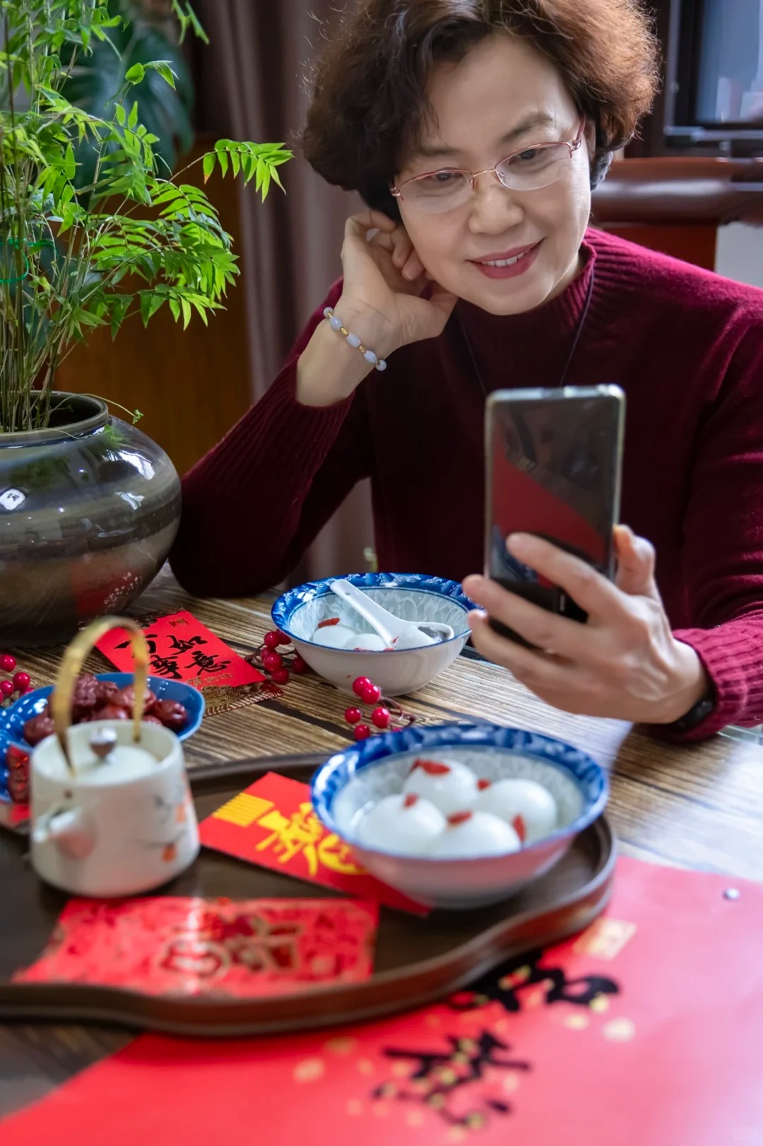 Sự thật phũ phàng về tuổi già: Hóa ra “dưỡng lão” chẳng thể trông chờ ai ngoài chính mình- Ảnh 2. Sự thật phũ phàng về tuổi già: Hóa ra “dưỡng lão” chẳng thể trông chờ ai ngoài chính mình- Ảnh 2.