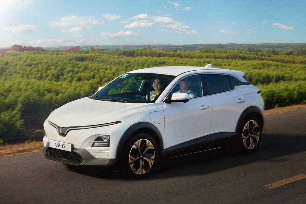 VinFast VF6 thống trị tuyệt đối, Mitsubishi Xforce trở lại đường đua doanh số- Ảnh 2. VinFast VF6 thống trị tuyệt đối, Mitsubishi Xforce trở lại đường đua doanh số- Ảnh 2.