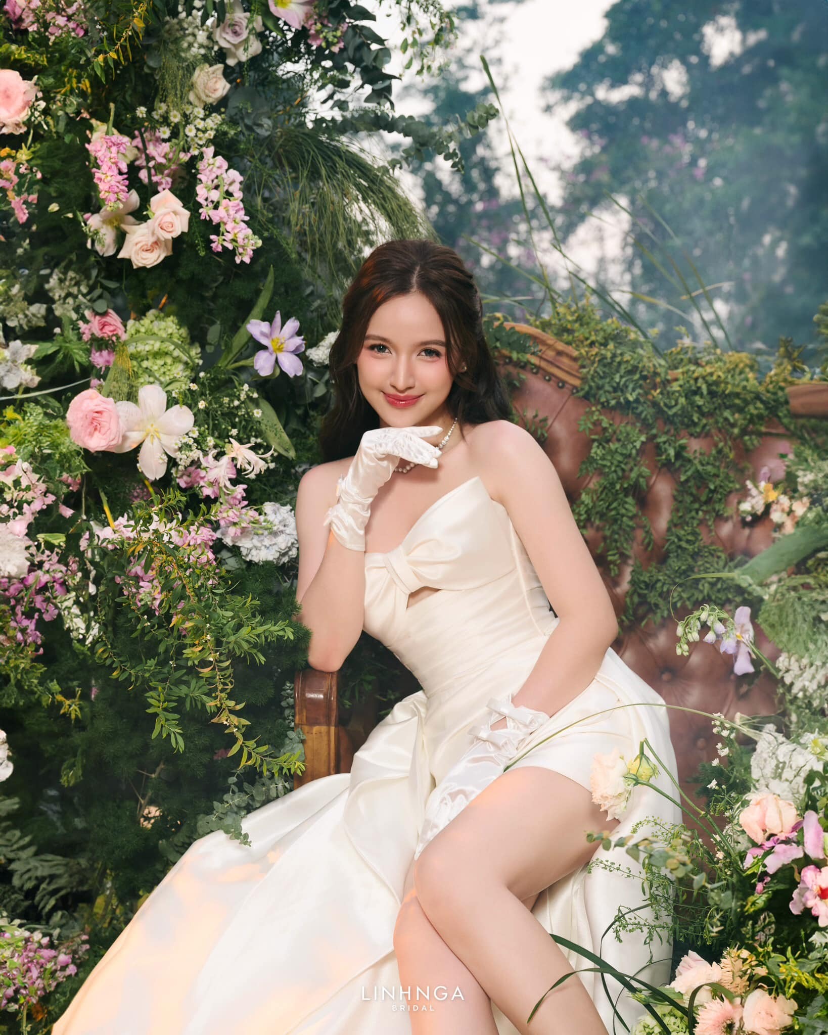 Cô gái miền Tây cưới thiếu gia Sài Thành, bước vào cửa hào môn: Ở biệt thự trăm tỷ, mẹ chồng chiều như trứng mỏng- Ảnh 1.