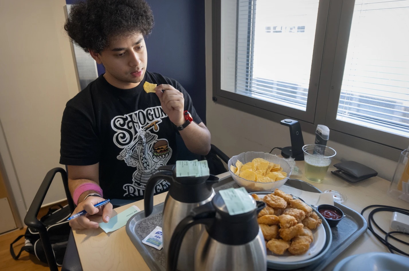 Nỗi lo gia tăng về thực phẩm siêu chế biến- Ảnh 1. Nỗi lo gia tăng về thực phẩm siêu chế biến- Ảnh 1.