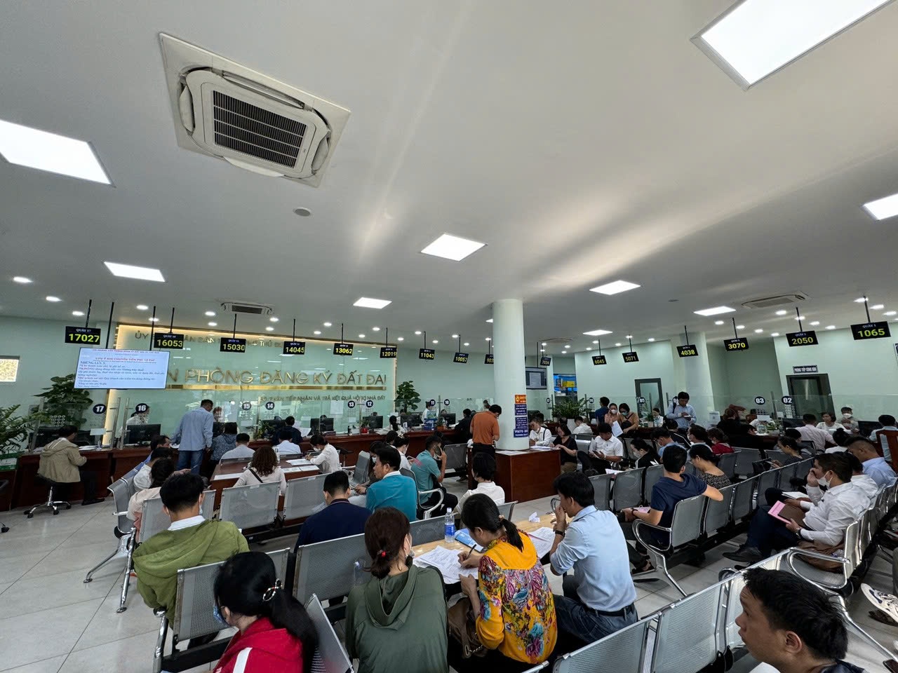 Chưa cần thiết thành lập trung tâm giao dịch bất động sản- Ảnh 1.