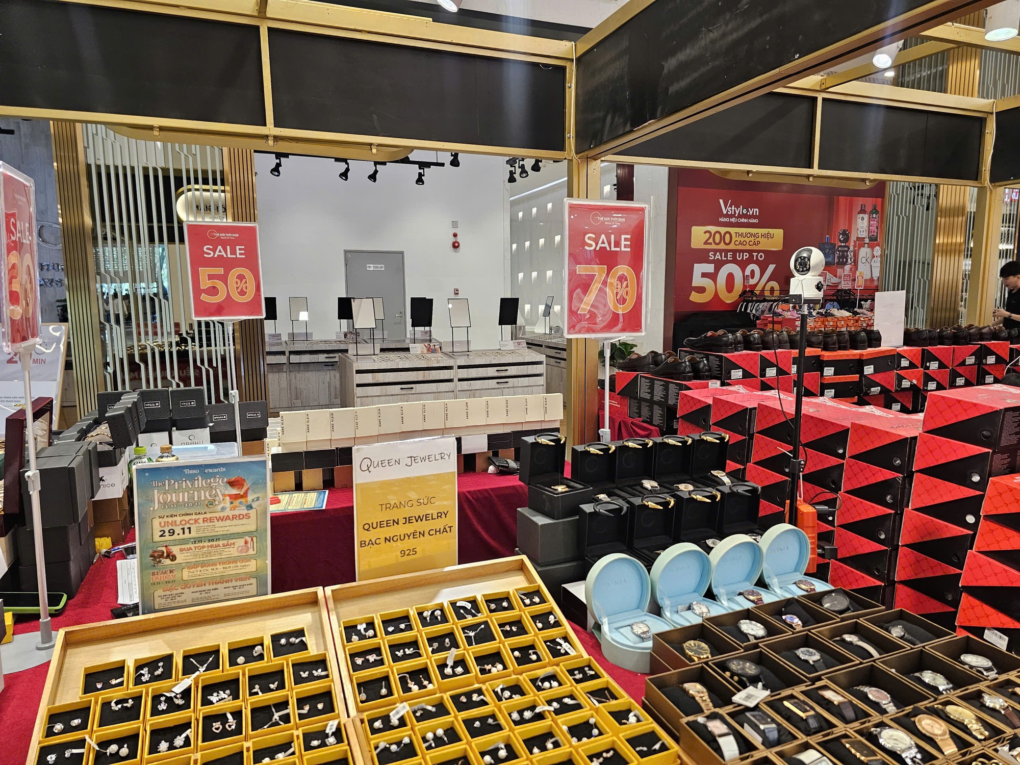 Chuyện lạ trước ngày Black Friday 2025- Ảnh 4. Chuyện lạ trước ngày Black Friday 2025- Ảnh 4.