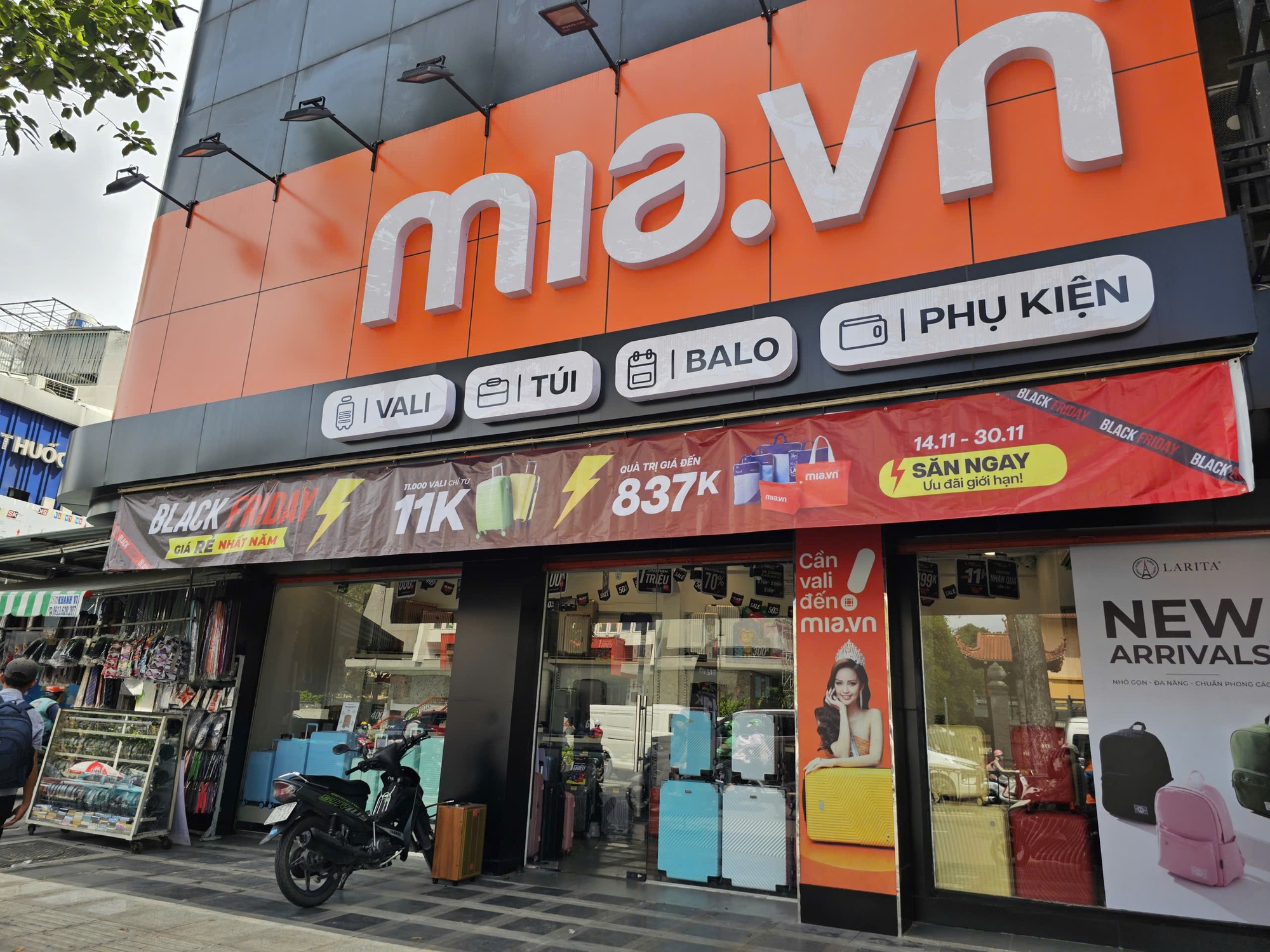 Chuyện lạ trước ngày Black Friday 2025- Ảnh 13. Chuyện lạ trước ngày Black Friday 2025- Ảnh 13.