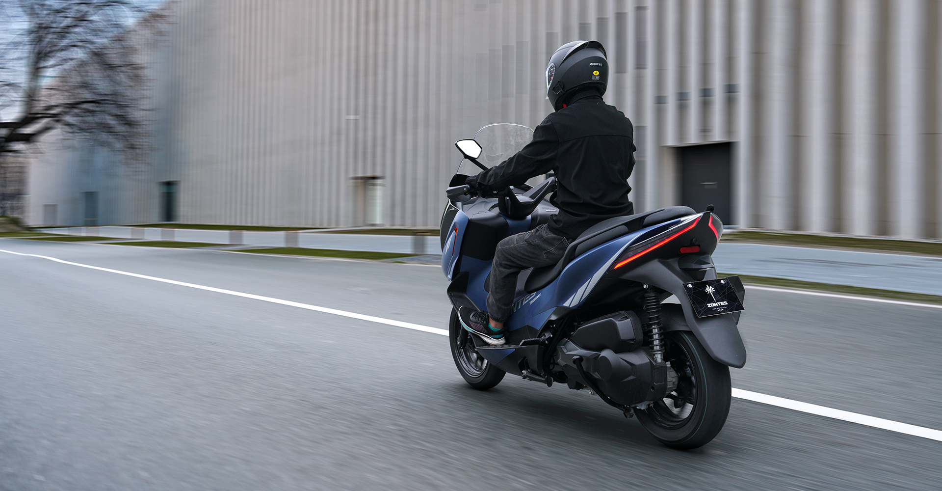 Xe ga chuyên phượt của Honda vừa về VN đã gặp khó: Đối thủ ra mắt 2 xe 'trang bị tận răng' giá rẻ hơn- Ảnh 9.