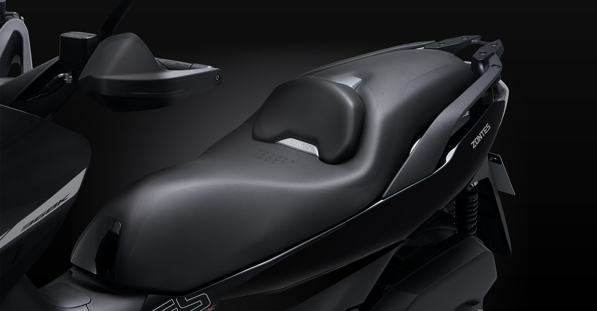 Xe ga chuyên phượt của Honda vừa về VN đã gặp khó: Đối thủ ra mắt 2 xe 'trang bị tận răng' giá rẻ hơn- Ảnh 27.