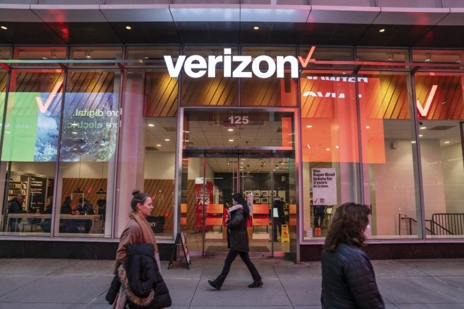 Verizon và cú sốc sa thải 13.000 người lớn nhất lịch sử: Tín hiệu của một cuộc tái cấu trúc sâu và cuộc đua sinh tồn trong viễn thông Mỹ- Ảnh 1.