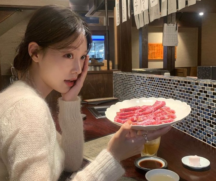 4 kiểu ăn uống khiến “gội thuốc tiên” tóc vẫn rụng lả tả: Rất nhiều chị em Việt thường mắc- Ảnh 2.