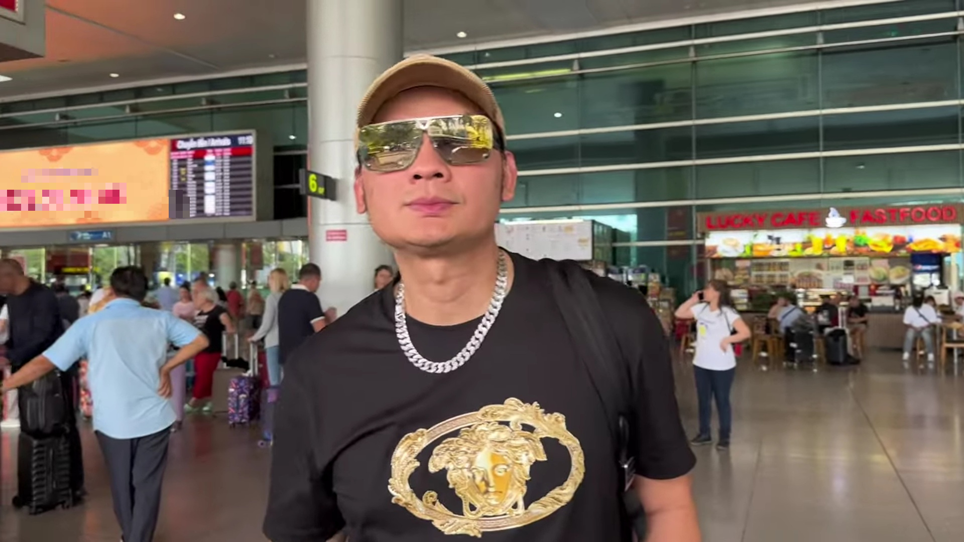 Nam NSƯT vừa sang Mỹ vài ngày đã về nước, ra thông báo- Ảnh 2.