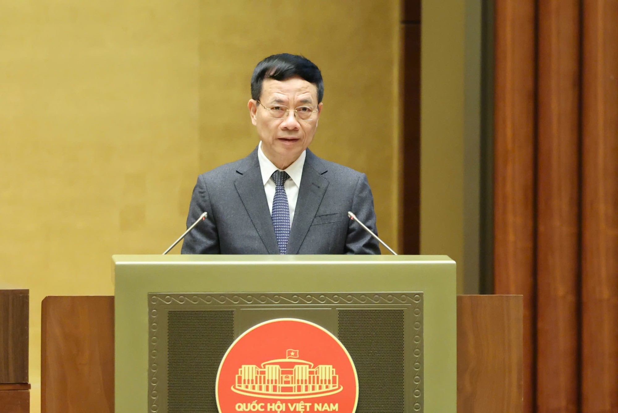 Đề xuất phạt tới 2 tỉ đồng với hành vi dùng AI để tạo nội dung giả mạo- Ảnh 1.