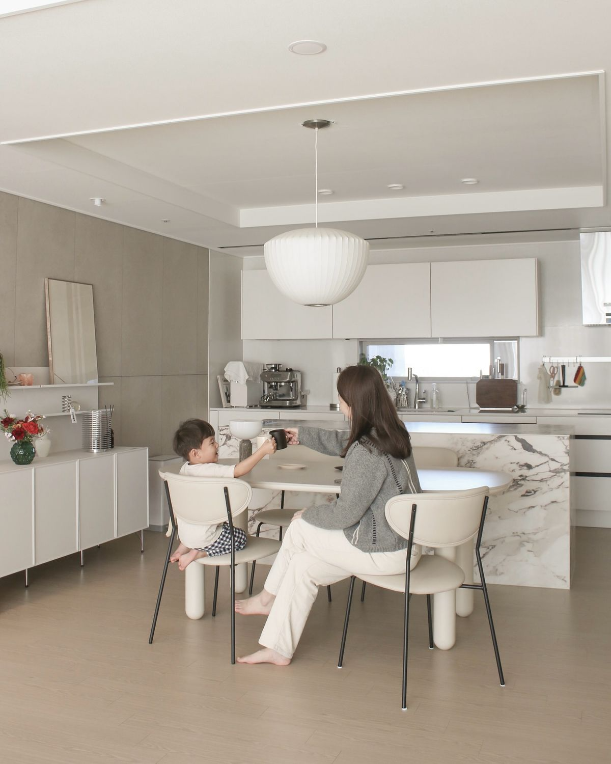 Gia đình 4 người sống ở Vinhomes Central Park: Thu nhập 70 triệu, tháng nào cũng 