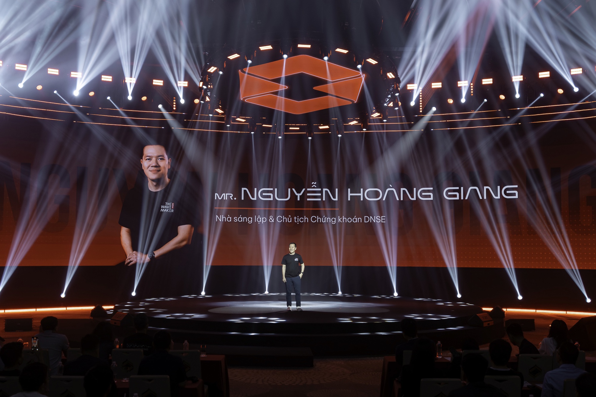 Chứng khoán sắp được mua bán trong ngày, nhà đầu tư làm gì để tránh lỗ?- Ảnh 1.