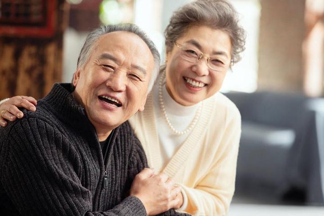 Thời tiết lạnh, người trung - cao tuổi nên nhớ "4 ăn 3 kiêng", dưỡng thân đúng mùa để sống khỏe suốt mùa đông- Ảnh 1.