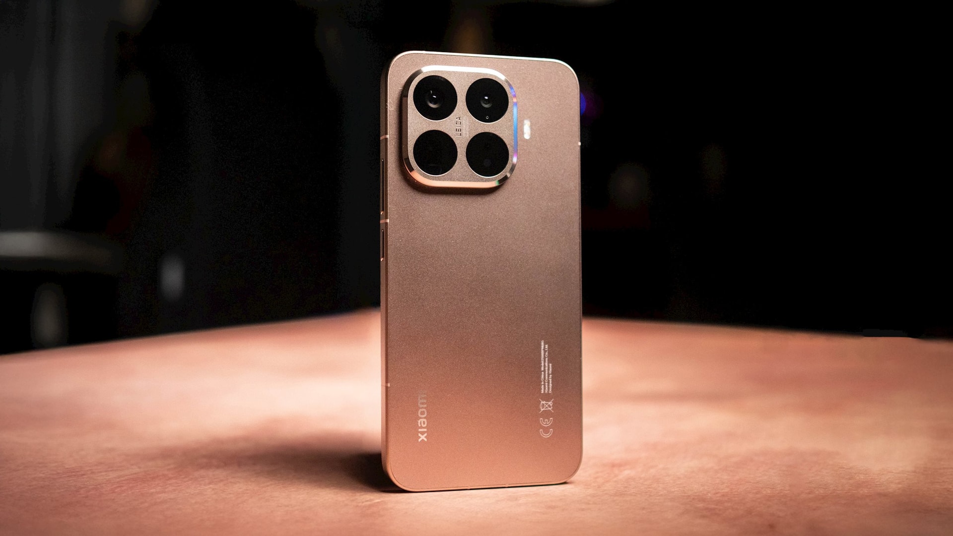 Vượt cả iPhone, hãng điện thoại Trung Quốc bất ngờ chiếm top 2 thị trường Việt Nam: Cái tên rất quen thuộc- Ảnh 1.