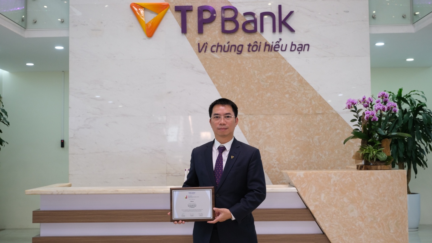 TPBank – Ngân hàng Vững mạnh hàng đầu Việt Nam 2025: Thành tựu xứng đáng cho hành trình vươn xa- Ảnh 3.
