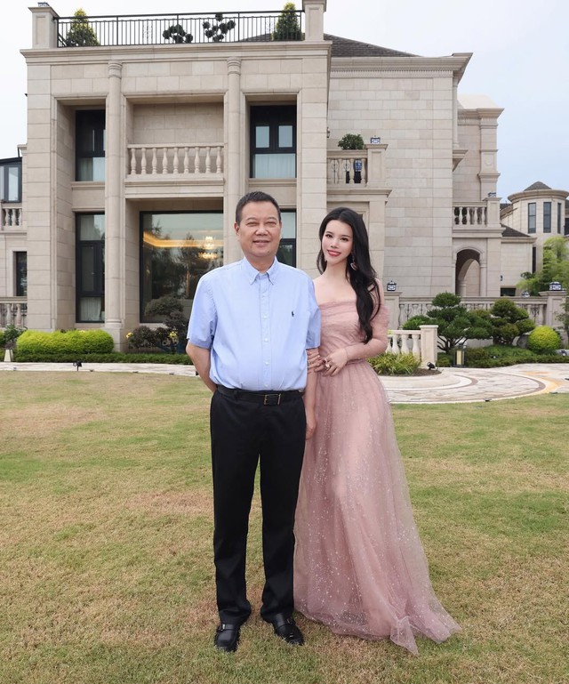 Căn phòng "toát ra mùi tiền" trong biệt thự đi 7 ngày không hết của tiểu thư Thượng Hải- Ảnh 2.