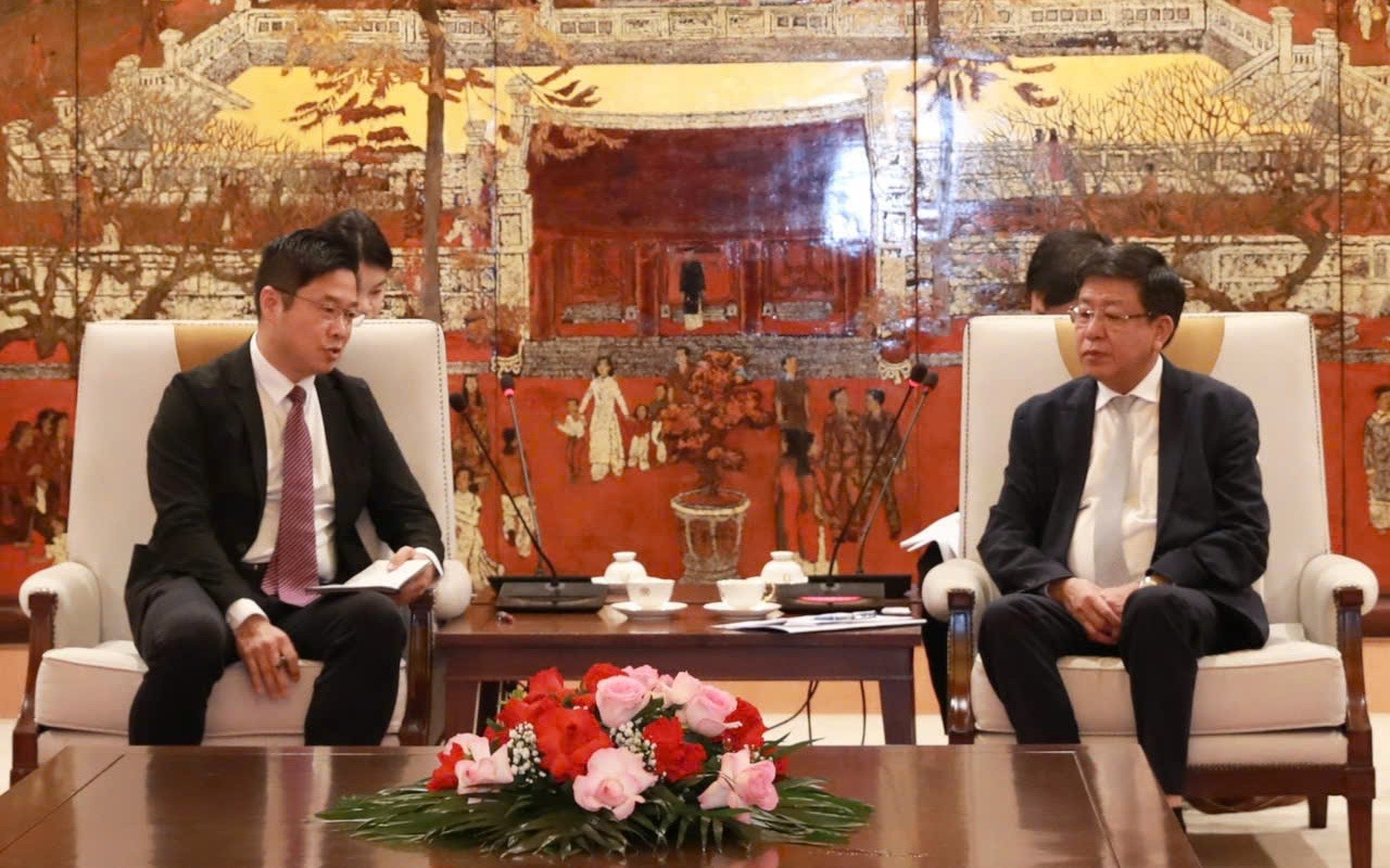 Tập đoàn xe lửa hàng đầu Trung Quốc muốn tham gia làm tuyến metro Văn Cao - Hòa Lạc hơn 65.000 tỷ đồng, chuẩn bị khởi công vào dịp 19/12 tới- Ảnh 1.