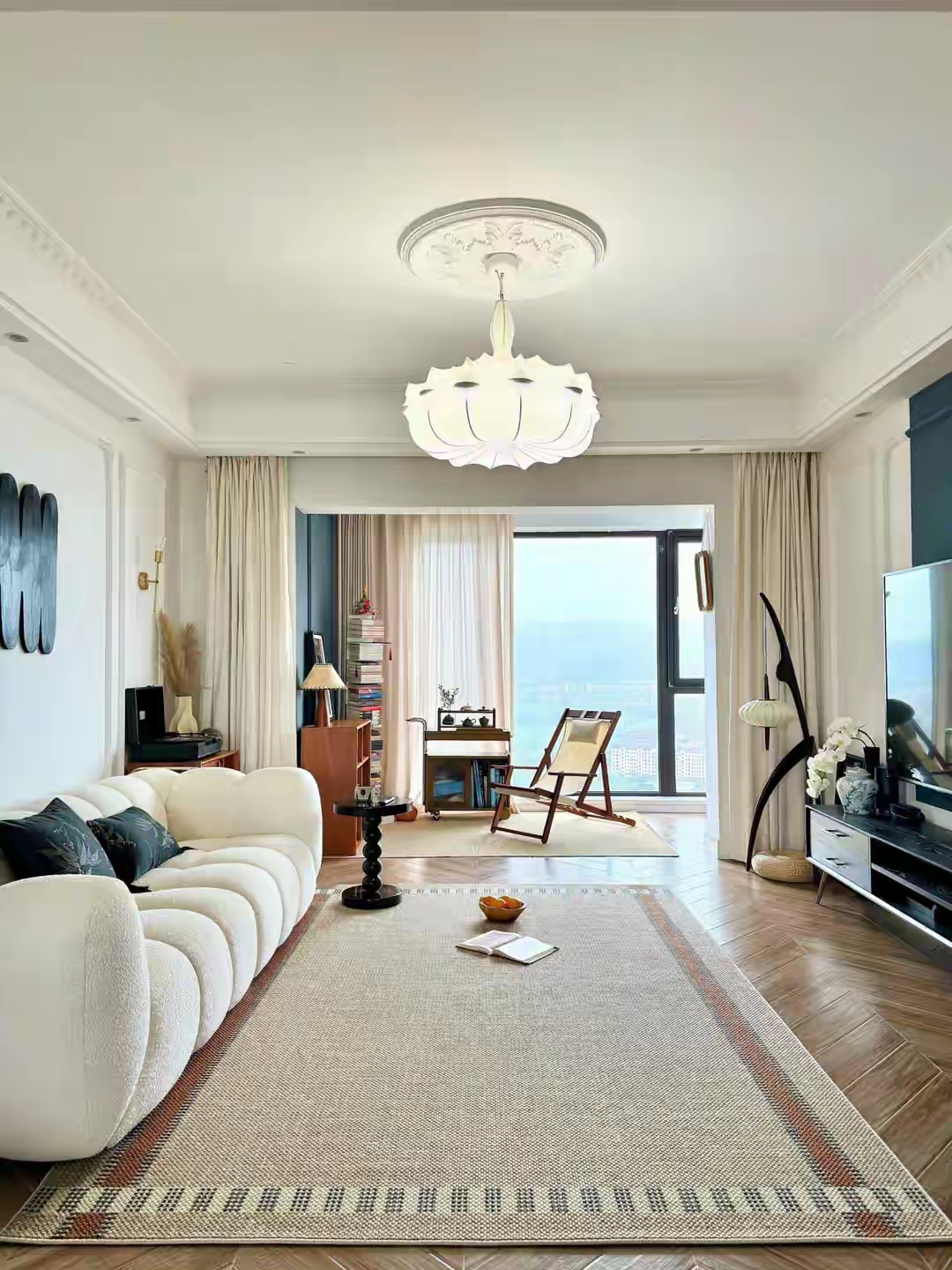 Việc bán căn hộ tầng một và chuyển lên tầng trên cùng khiến tôi hiểu rõ sự thật đằng sau câu nói: "Người giàu không nên mua tầng một, và người nghèo không nên mua tầng trên cùng!"- Ảnh 3.