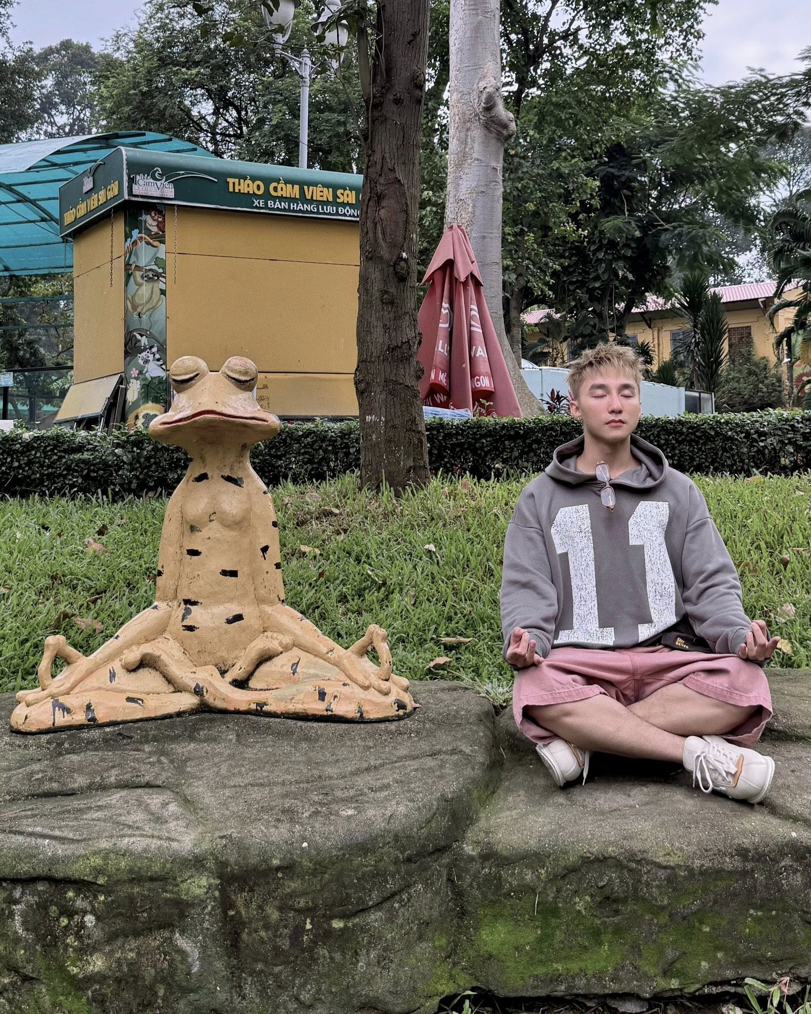 Kỹ năng tàng hình của Sơn Tùng- Ảnh 4.