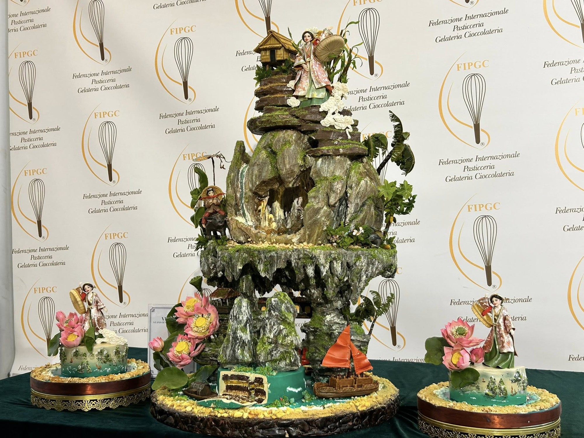 Người phụ nữ miền Tây vượt 12 quốc gia giành giải nhất thế giới, nhìn thành phẩm không ai nỡ ăn!- Ảnh 2.