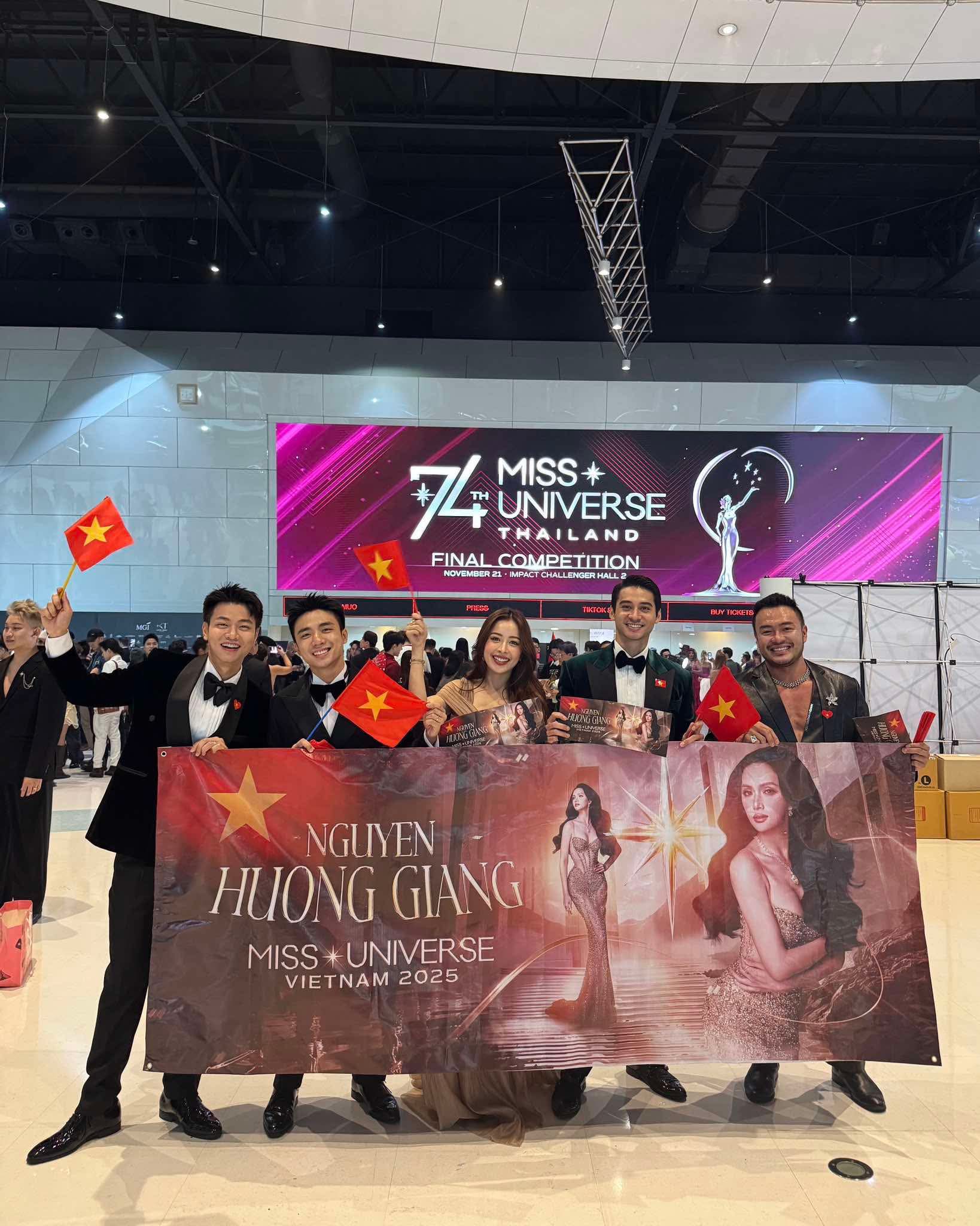 Soi profile mỹ nam nghi hẹn hò với Chi Pu: Từng yêu phu nhân hào môn, visual lẫn body đều cực phẩm!- Ảnh 4.