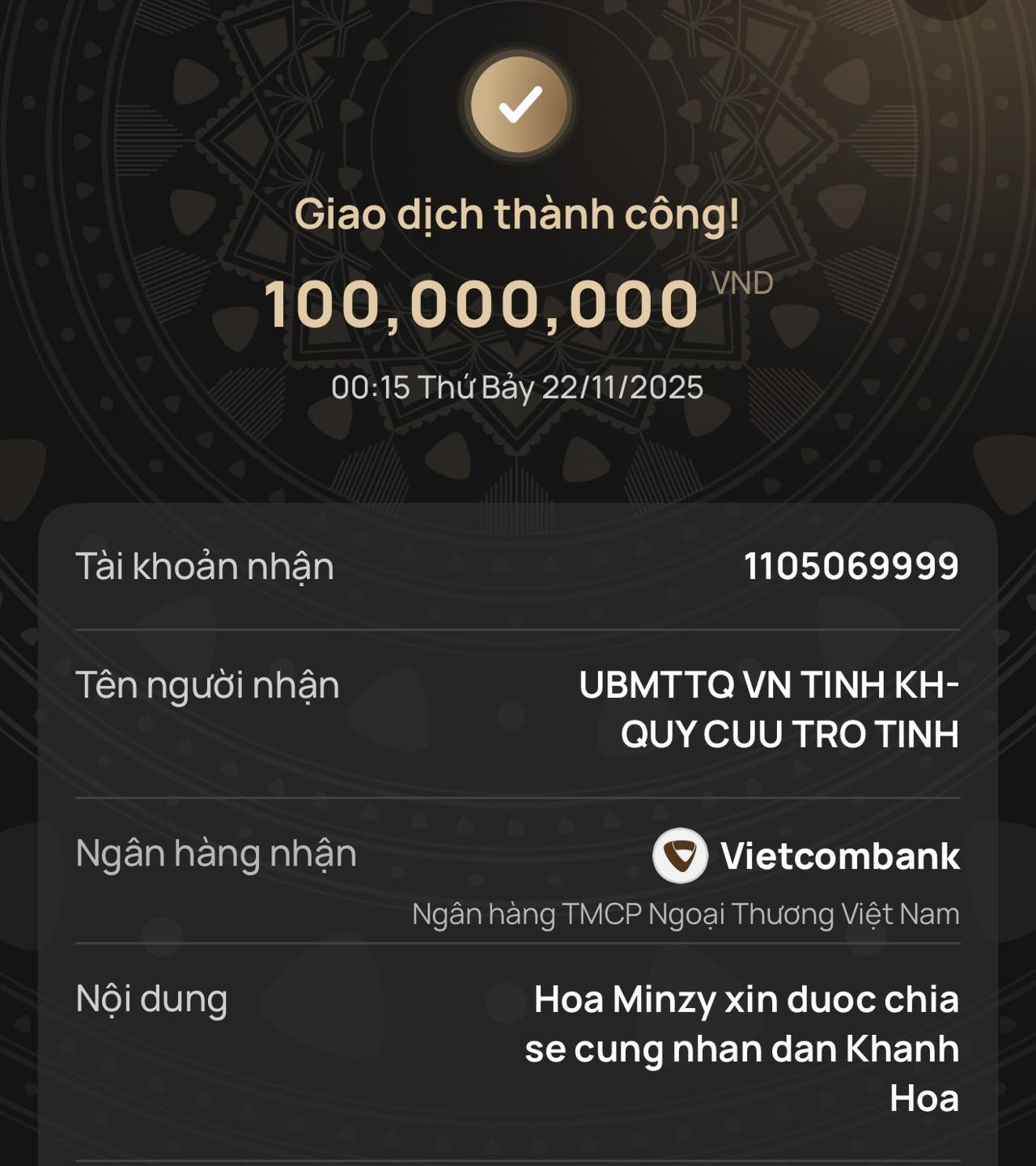 Hòa Minzy liên tục làm một việc trong đêm- Ảnh 2.