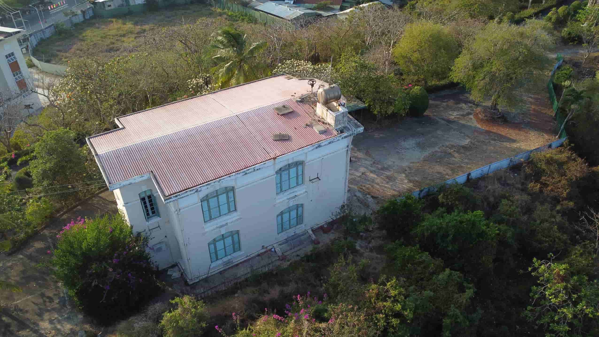 Biệt thự cổ ven biển ít ai biết của vua Bảo Đại: Bị bỏ hoang từ lâu, sắp có thay đổi lớn sau gần 10 năm- Ảnh 3.