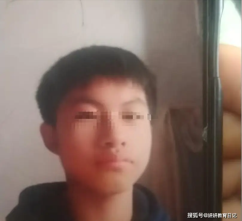 Cậu bé 15 tuổi mất tích bí ẩn sau khi đòi bỏ học đi làm, mấy tháng sau gia đình nhận tin nhắn rợn người từ Campuchia- Ảnh 1.