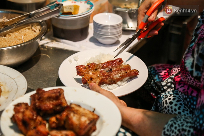 Sự thật về quán cơm tấm có cái tên "bẩn" nhất TP.HCM nhưng bán giá đắt ngang nhà hàng 5 sao- Ảnh 5.