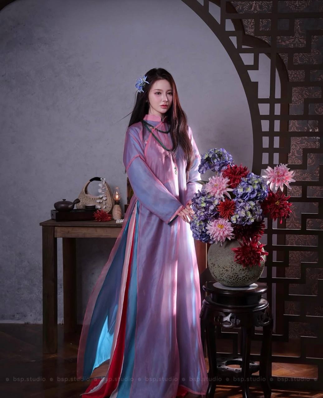 Hòa Minzy đâm đầu vào thị phi- Ảnh 11. Hòa Minzy đâm đầu vào thị phi- Ảnh 11.