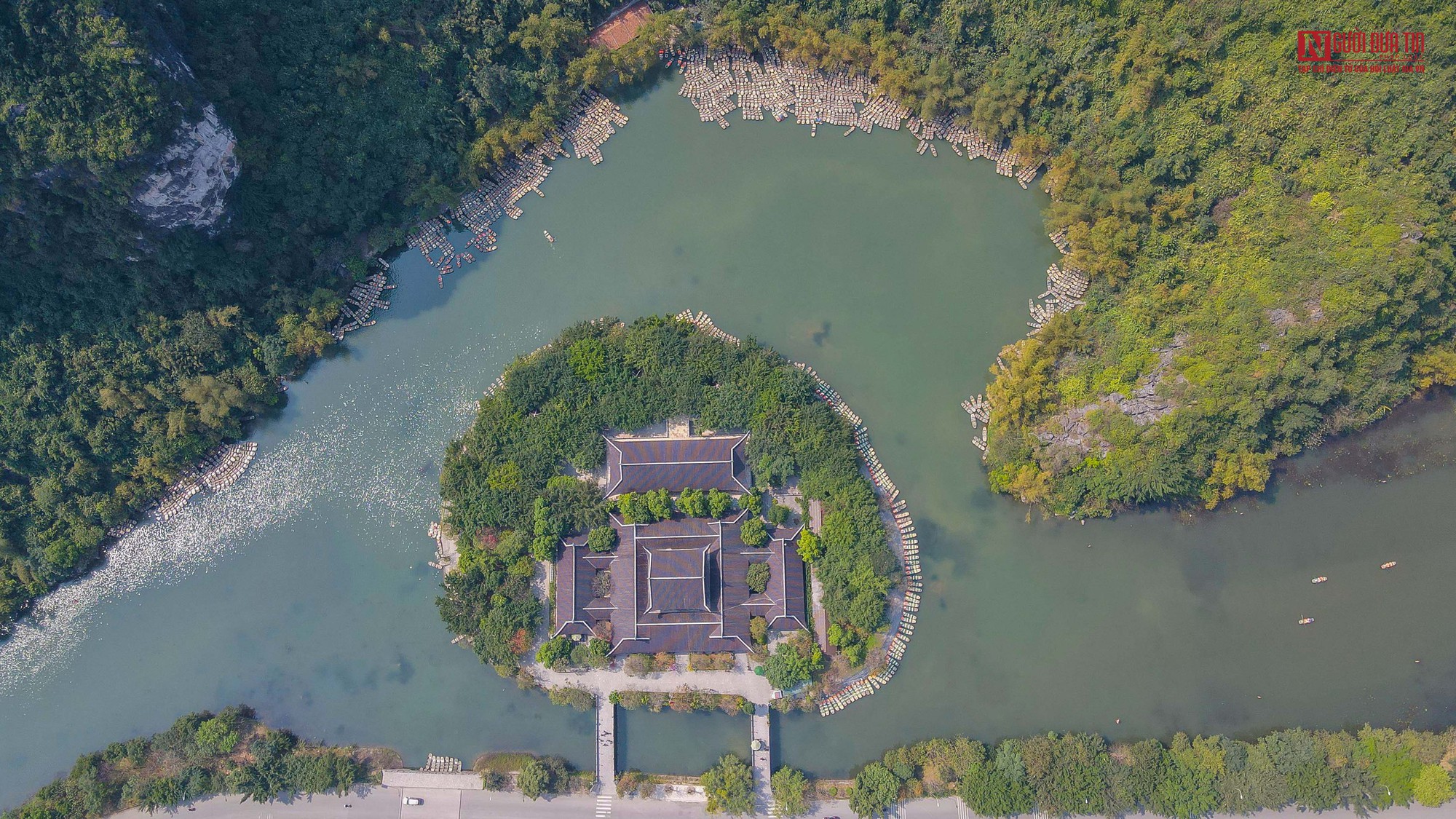 Loạt sai phạm khiến dự án Tràng An, Bái Đính không thể 'về đích' đúng hạn- Ảnh 1. Loạt sai phạm khiến dự án Tràng An, Bái Đính không thể 'về đích' đúng hạn- Ảnh 1.