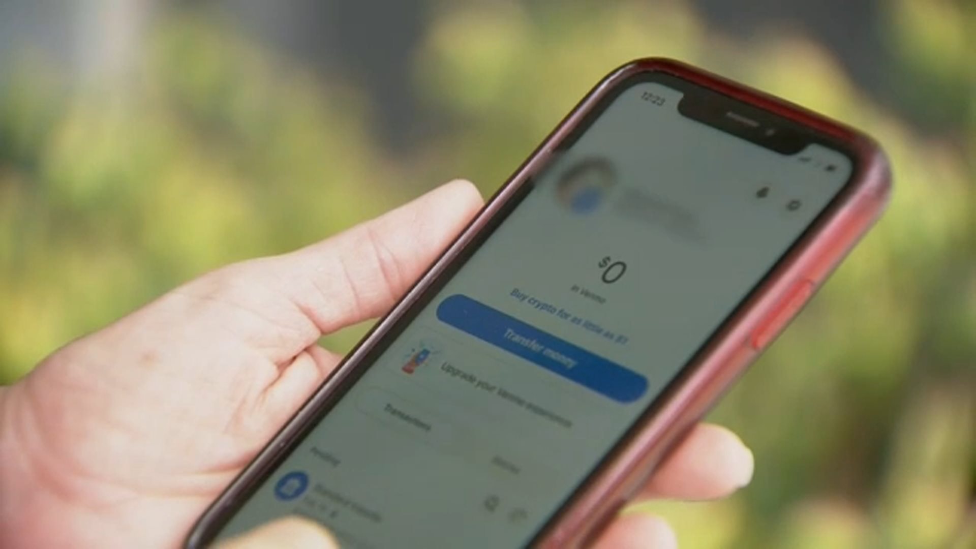 Một người đàn ông Đà Nẵng đã thực hiện chuyển khoản nhiều lần, tổng số tiền 1,4 tỷ đồng cho kẻ lừa đảo- Ảnh 1.