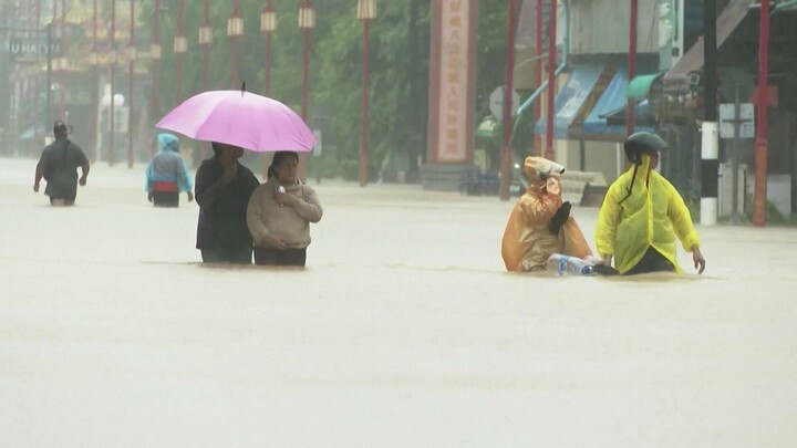 Ngập lụt nặng ở Thái Lan: Báo động đỏ, 103 khu dân cư phải sơ tán- Ảnh 1.