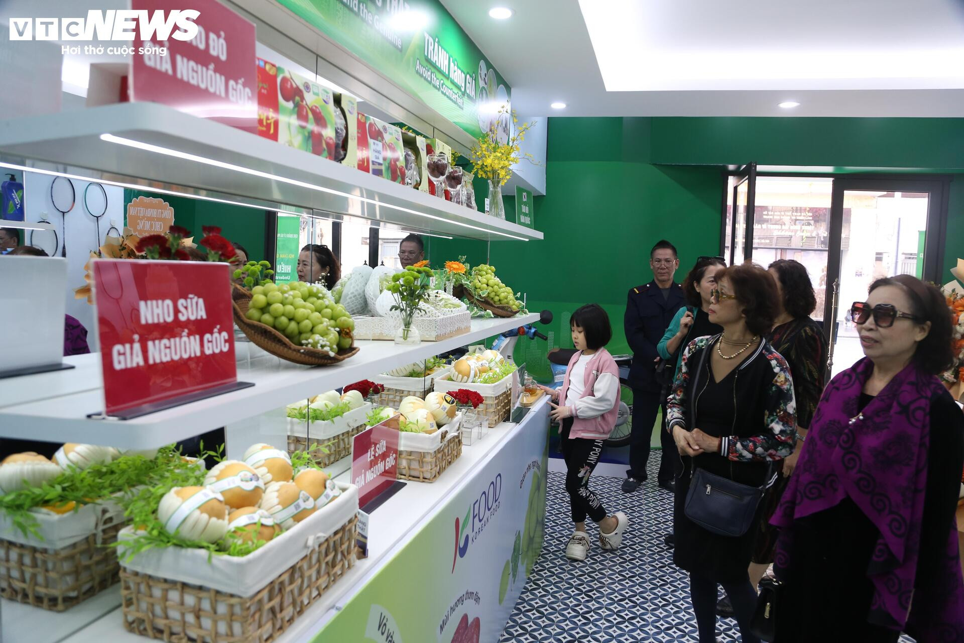 Cận cảnh loạt trái cây 'hot' bị nhái nguồn gốc, lừa người tiêu dùng- Ảnh 2.