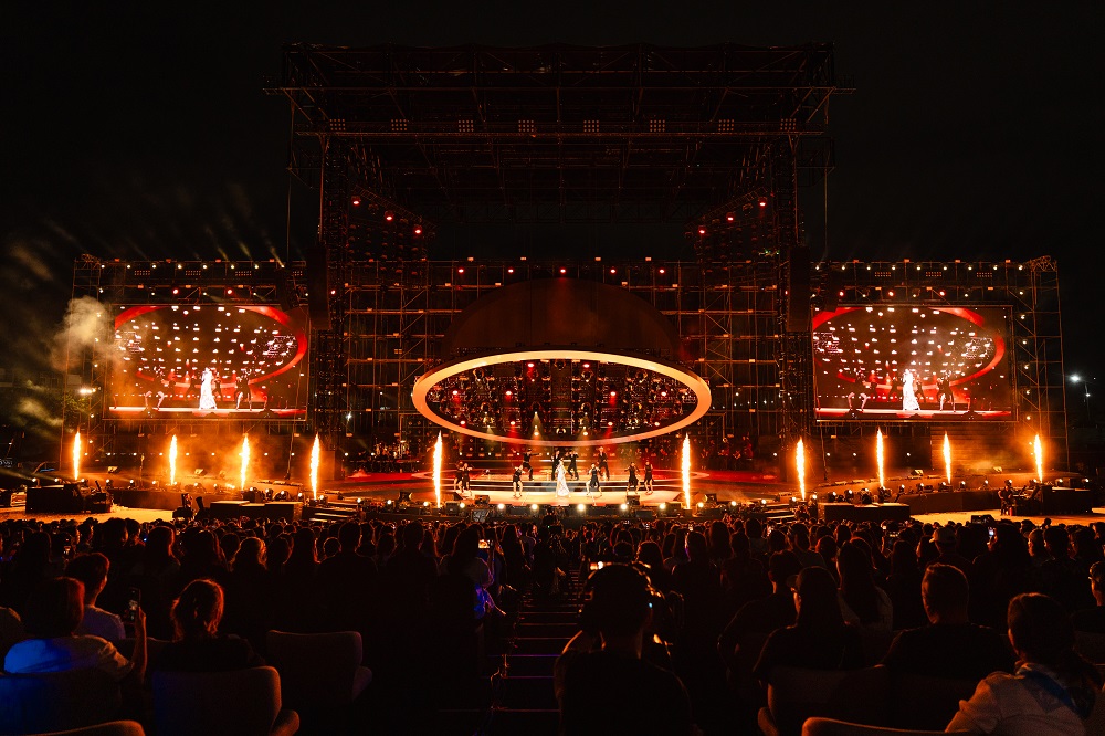 Quốc Thiên bật khóc trong live concert 10.000 khán giả- Ảnh 2.