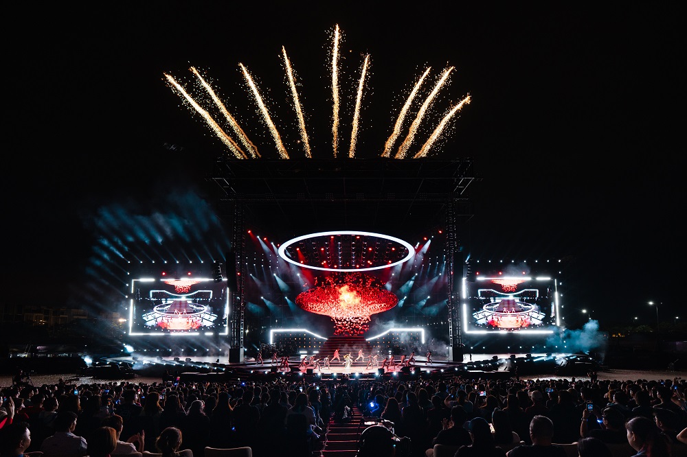 Quốc Thiên bật khóc trong live concert 10.000 khán giả- Ảnh 3.