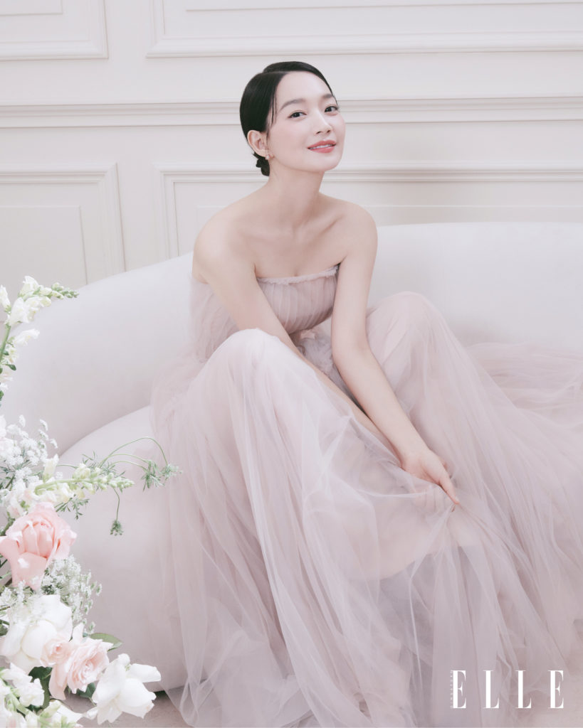 Bí quyết trẻ như 25 của cô dâu 41 tuổi hot nhất lúc này- Ảnh 1.