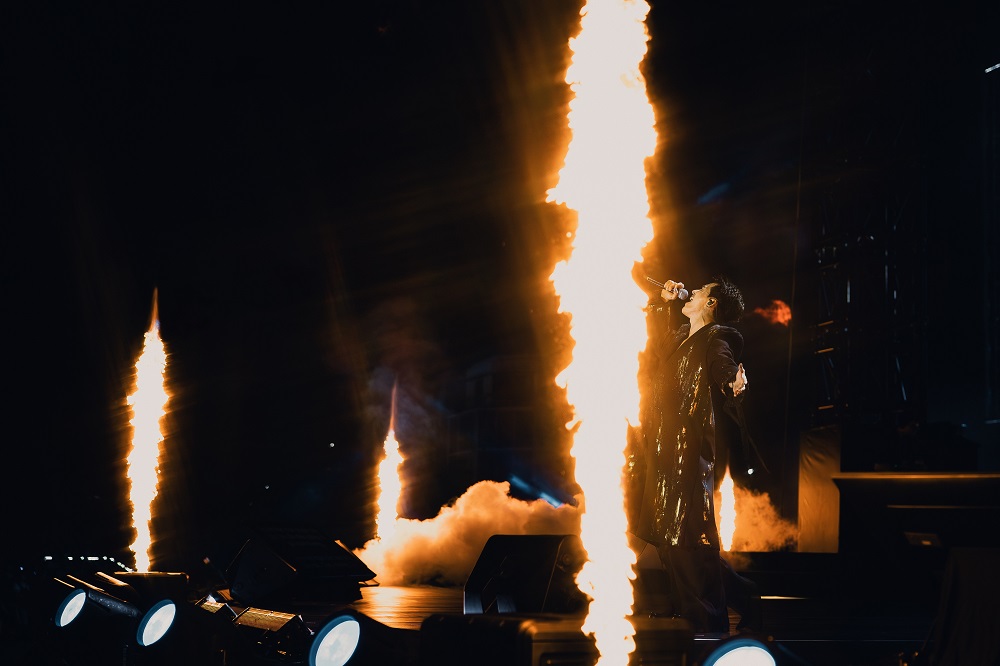 Quốc Thiên bật khóc trong live concert 10.000 khán giả- Ảnh 4.